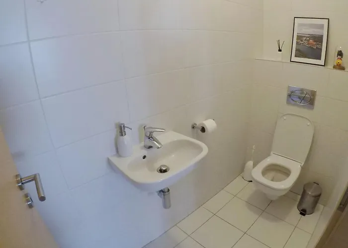 Apartman Sunny Free Parking Beauty Balcony View, 3 Towers