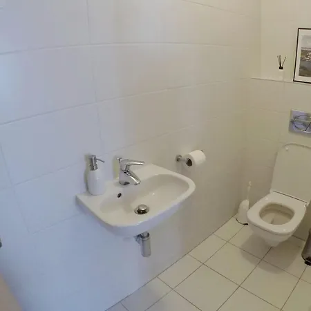 דירה Sunny Free Parking Beauty Balcony View, 3 Towers