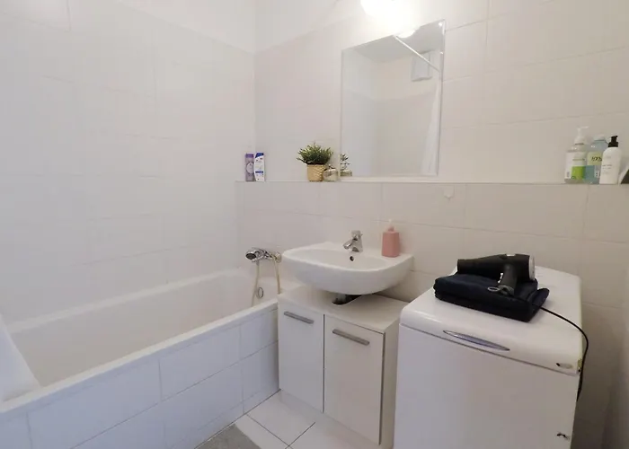 Sunny Free Parking Beauty Balcony View, 3 Towers Братислава